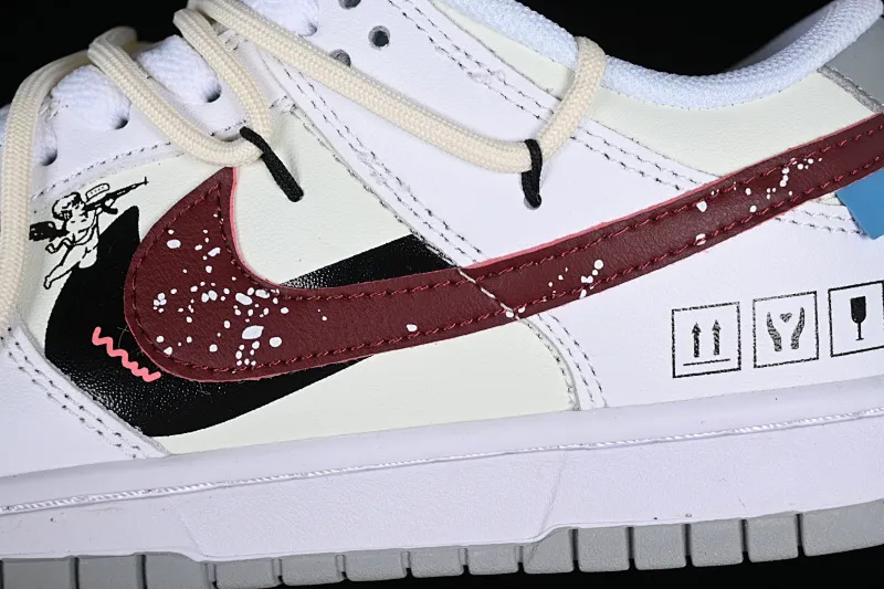All Categories Nk SB Dunk Series Nk SB Dunk Low Low-top sneakers Nk Dunk Low Travel high-street style SB strappy low-top casual sneakers DH9765-102